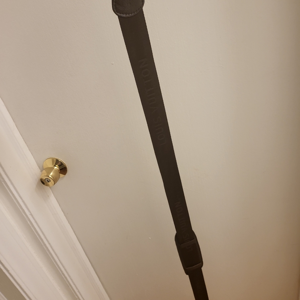 Authentic Louis Vuitton Shoulder Strap - Picture 2 of 9